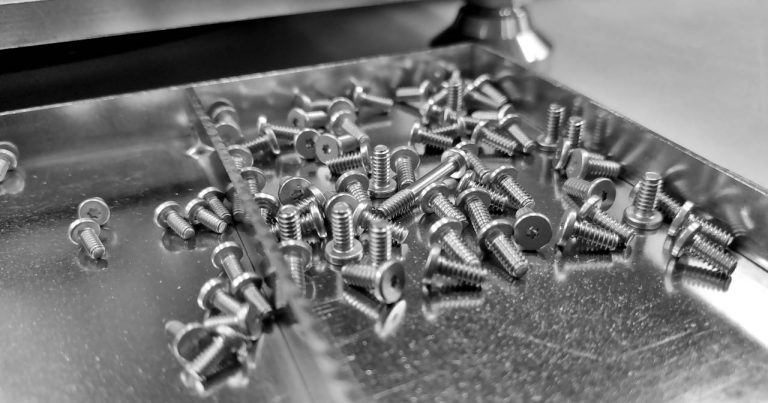 Acciaio inox A2: cosa significa e quali sono le differenze con A4